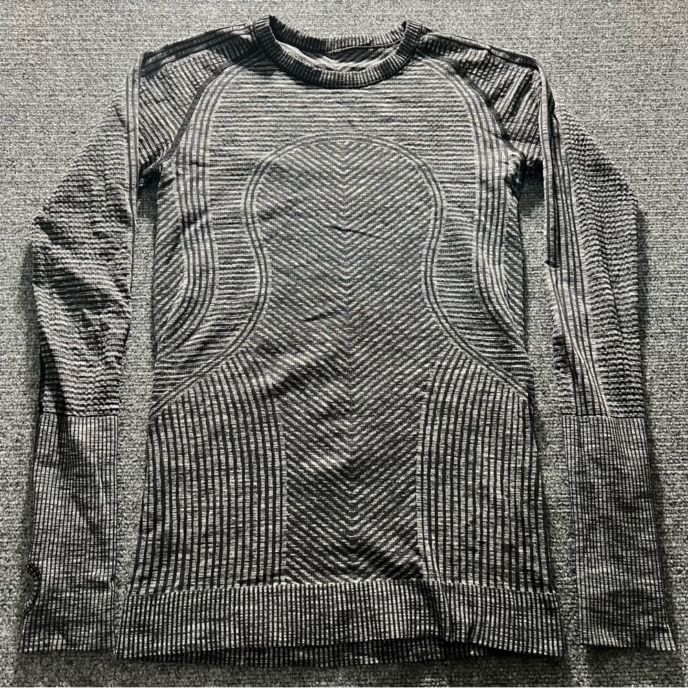 Lululemon Women’s Rest Less Pullover Top Sz 6 Heathered Black Long Sleeve Ribbed